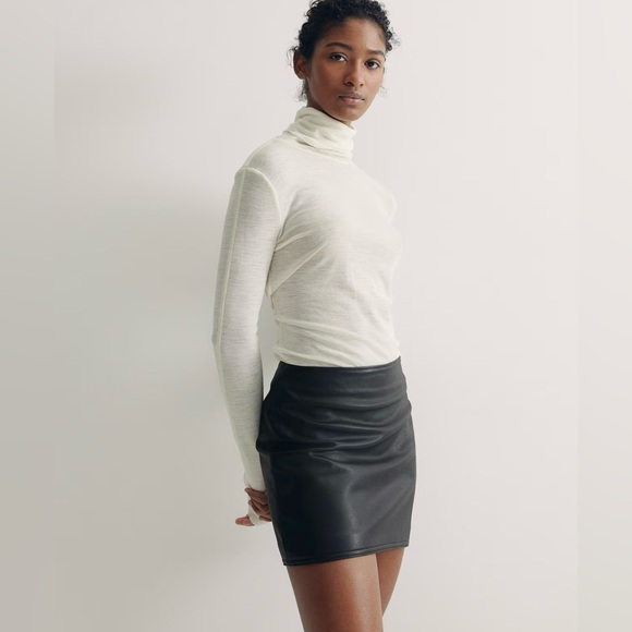 H&M Dresses & Skirts - H&M Black Faux Leather Mini Skirt – Size 6 (EU 38)